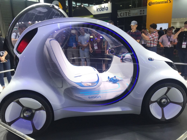 自动驾驶、新能源、智能互联，准车展的技术比拼 | CES Asia 2018 