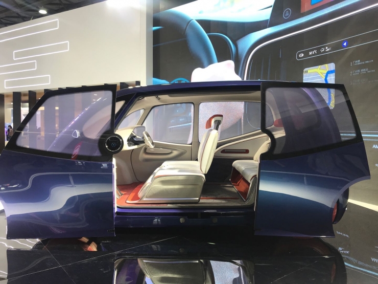 自动驾驶、新能源、智能互联，准车展的技术比拼 | CES Asia 2018 