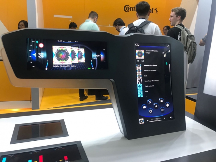 自动驾驶、新能源、智能互联，准车展的技术比拼 | CES Asia 2018 