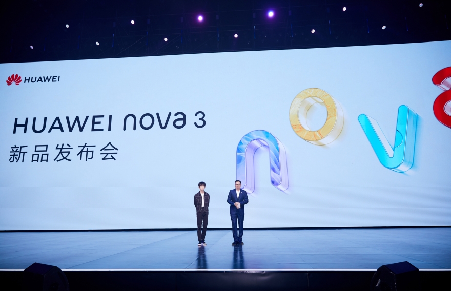 易烊千玺代言 华为nova 3、nova 3i发布